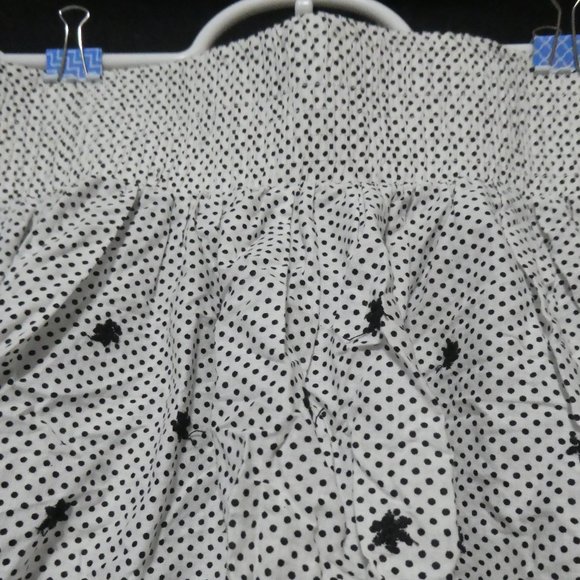COSTA BLANCA | Black and White Polka Dot and Flower Stitched Skirt | 100% Cotton - Picture 4 of 15